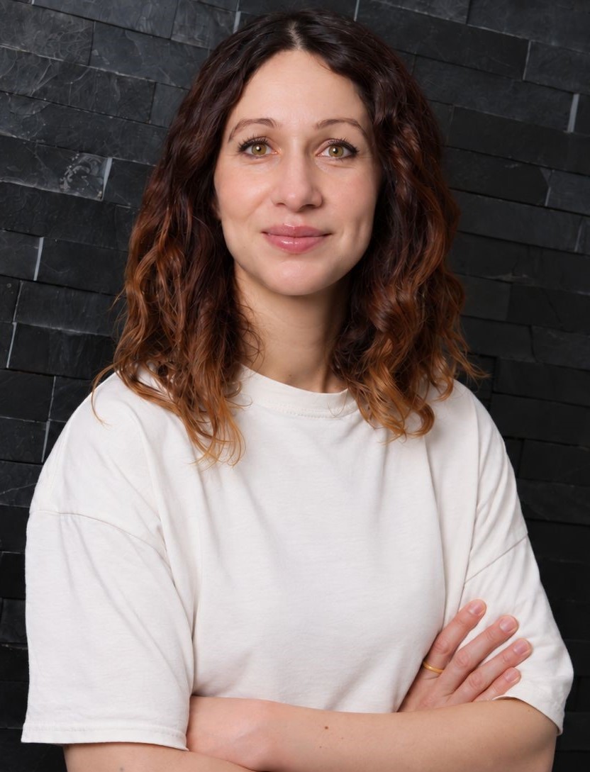 Miriam Mathias zugeschnitten